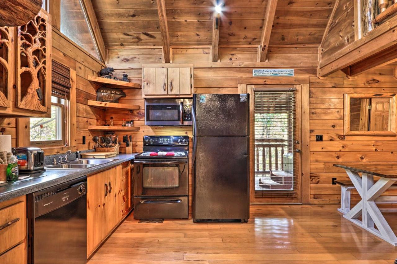 Cozy Log Cabin 7 Mi to Gatlinburg&Pigeon Forge! Sevierville Exterior foto